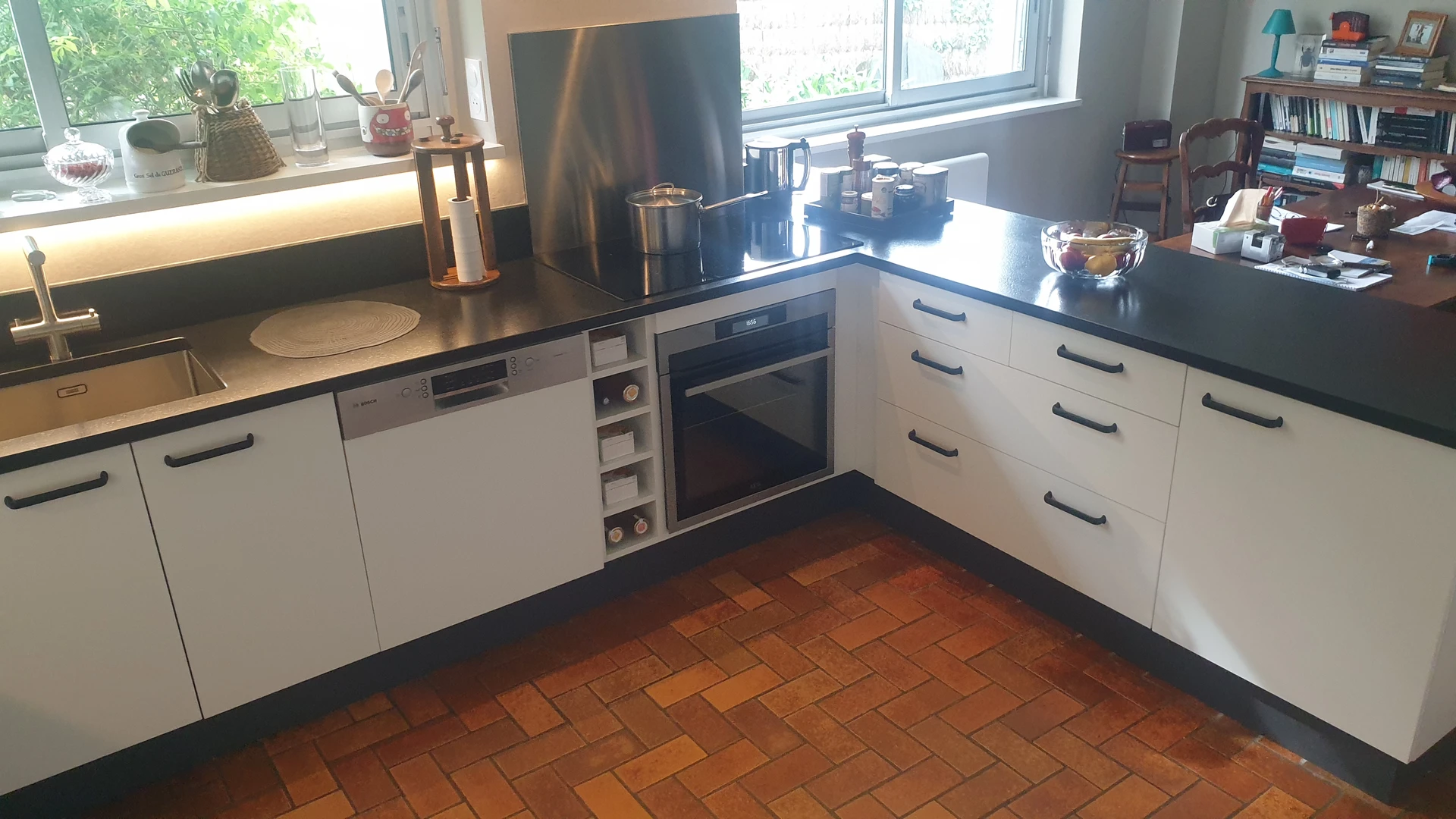 Cuisine simple blanche XXX