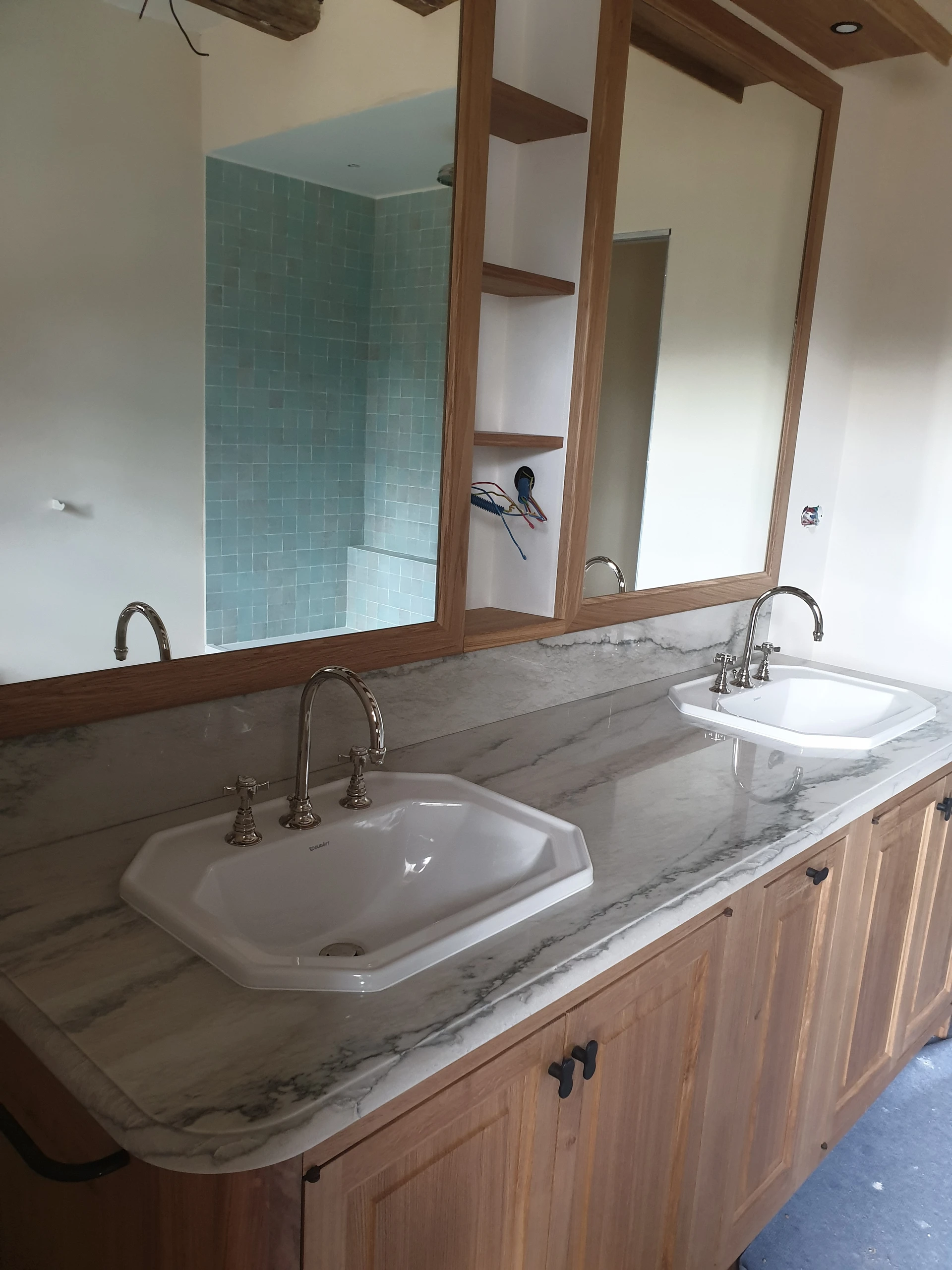 Meuble de salle de bain