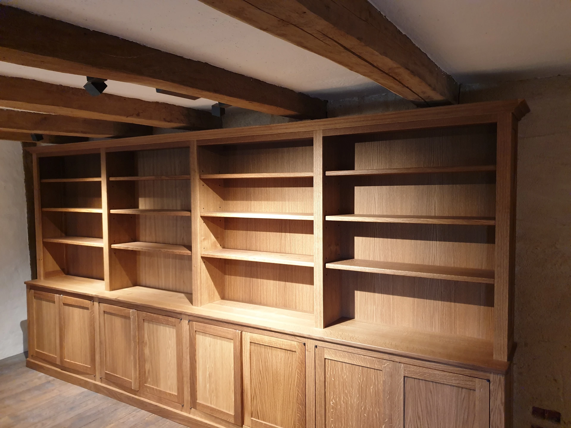 Bibliothèque chêne massif golfe K Bibliothèque chêne massif golfe K