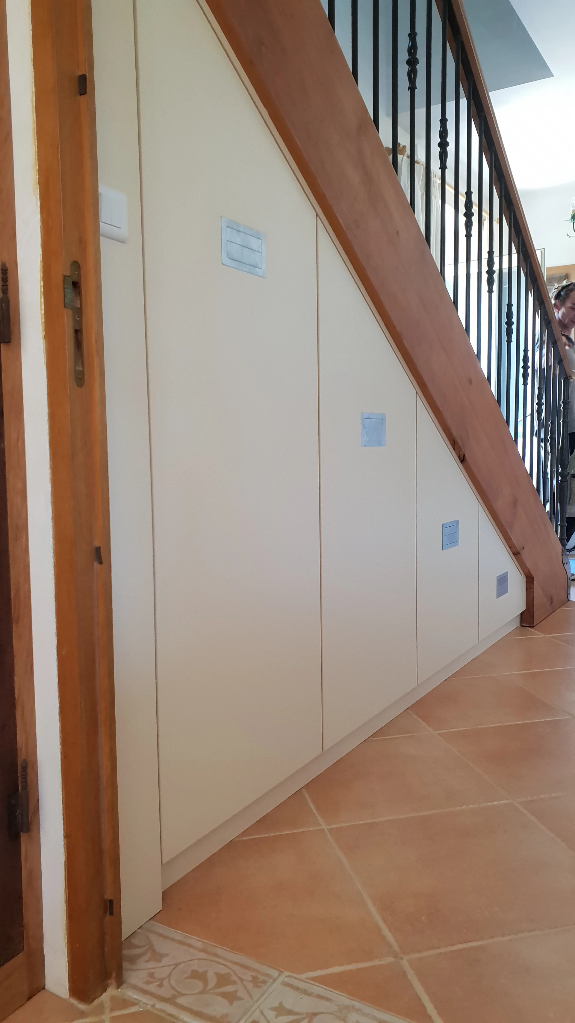 Agencement sous escalier