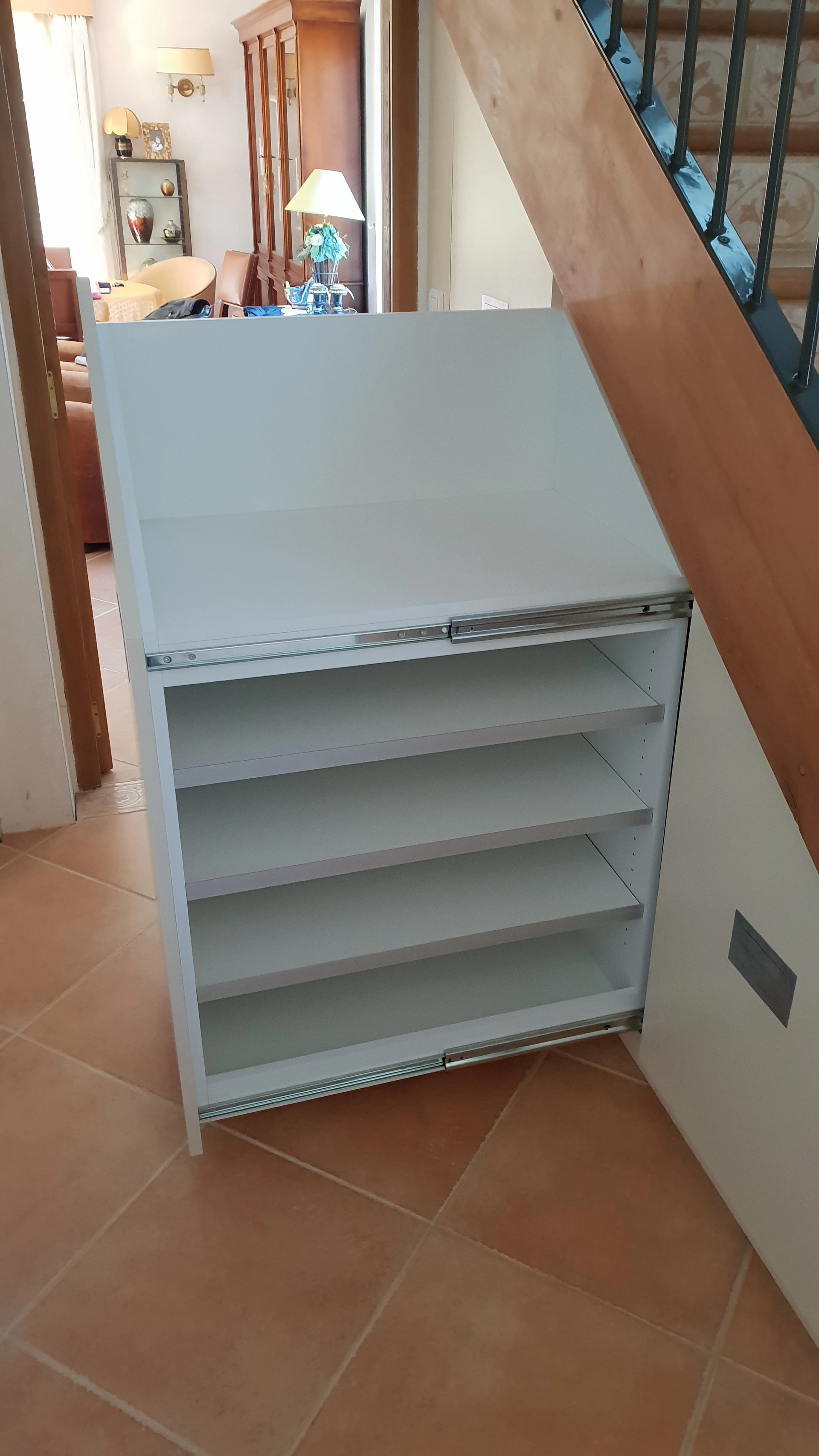 Agencement sous escalier