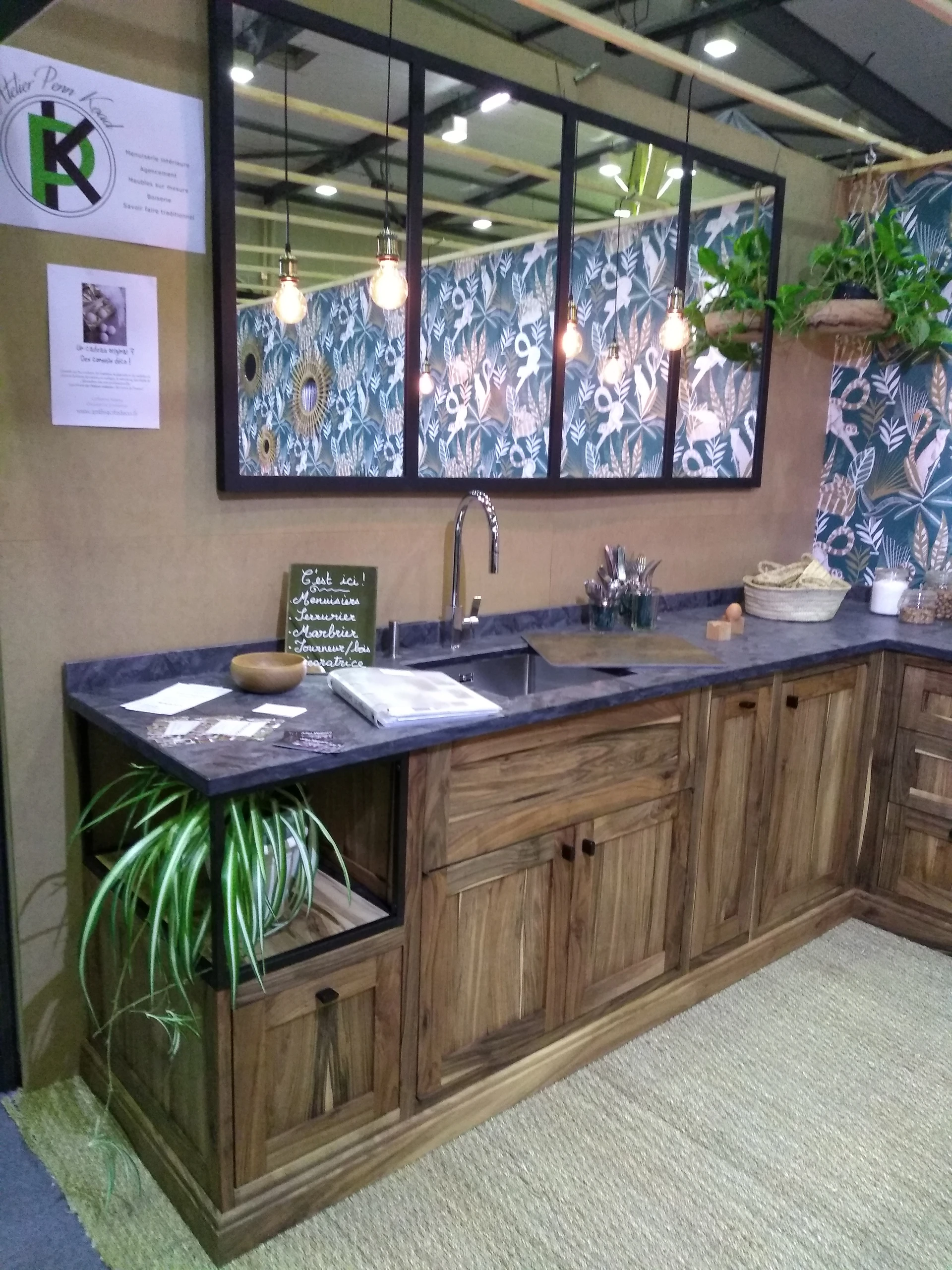 Cuisine chêne massif salon du vin