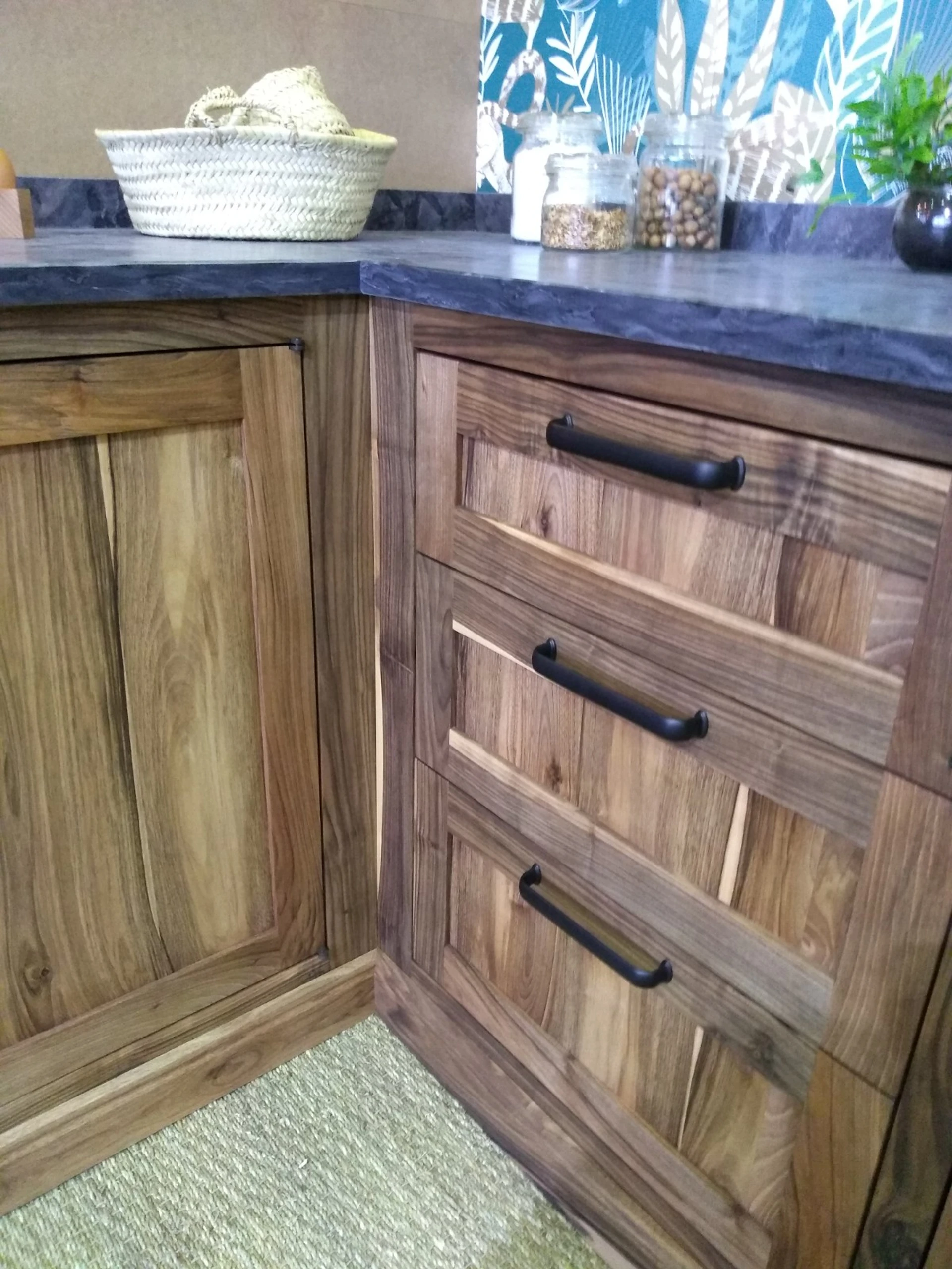 Cuisine chêne massif salon du vin