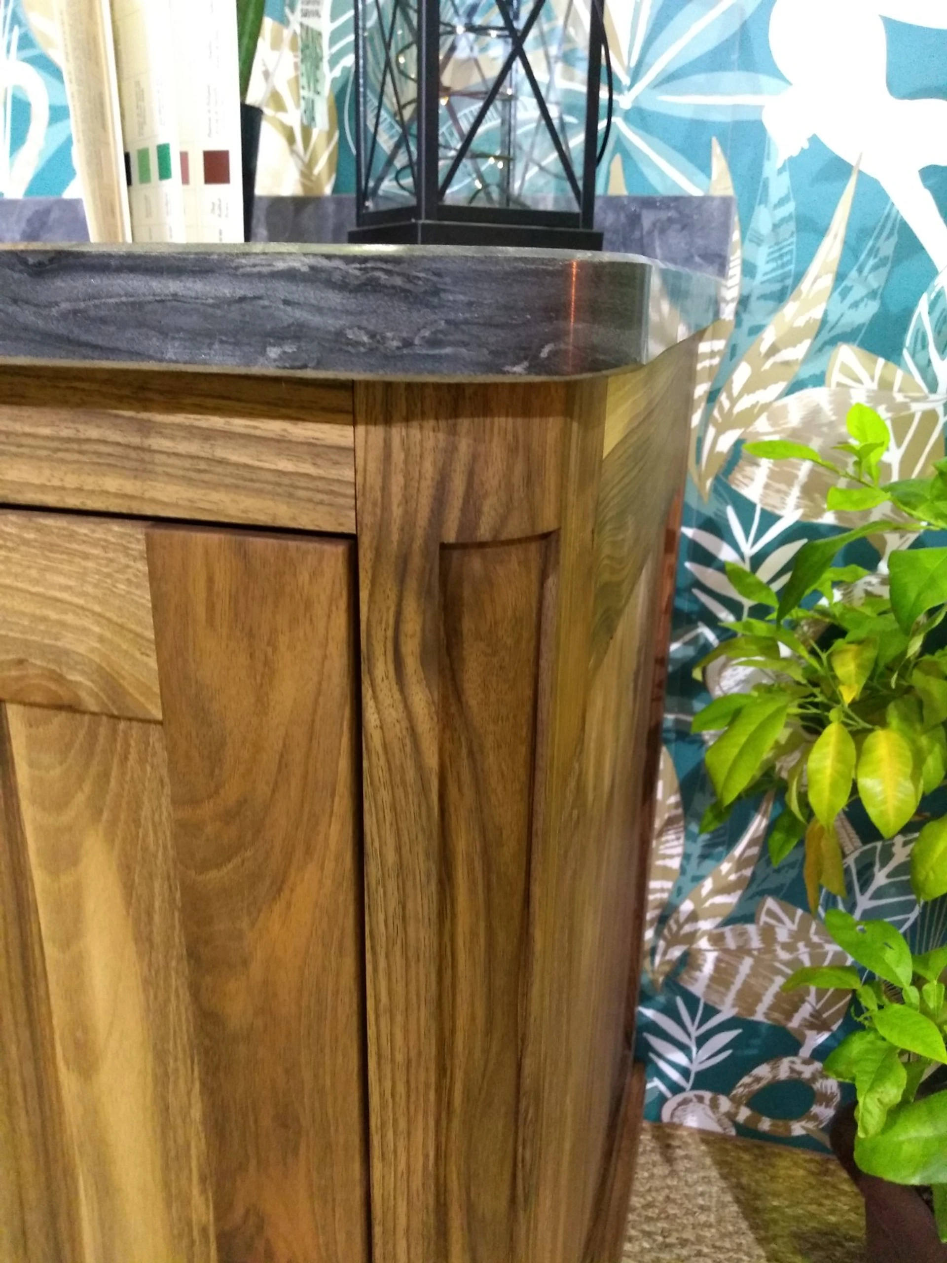 Cuisine chêne massif salon du vin