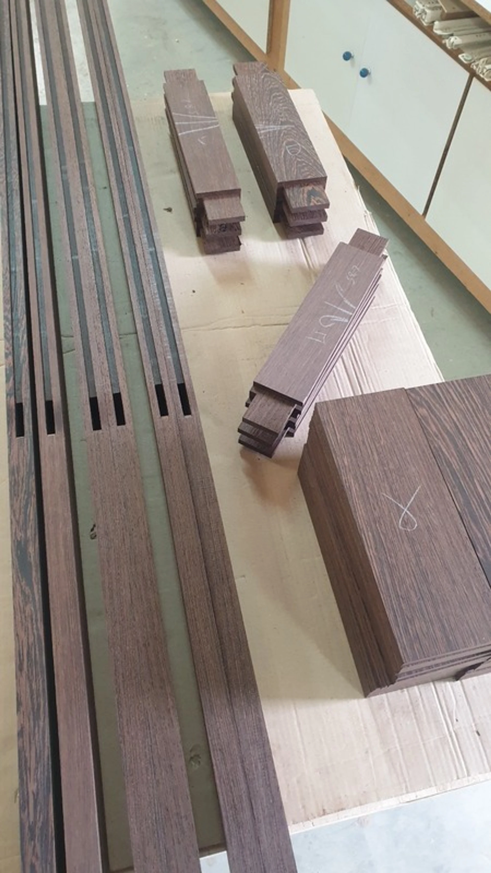 Volet persienne orientable wengé