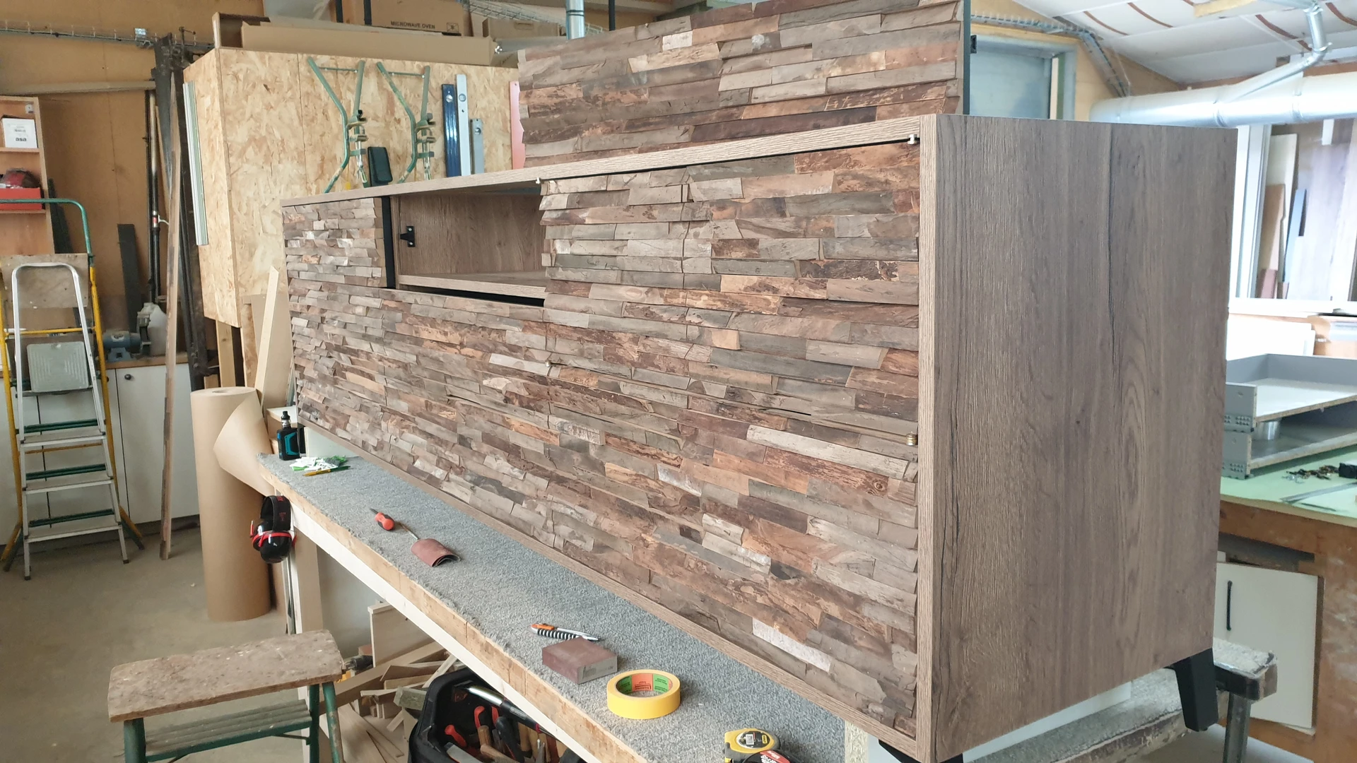 Meuble tv décor sculpté Meuble tv décor sculpté