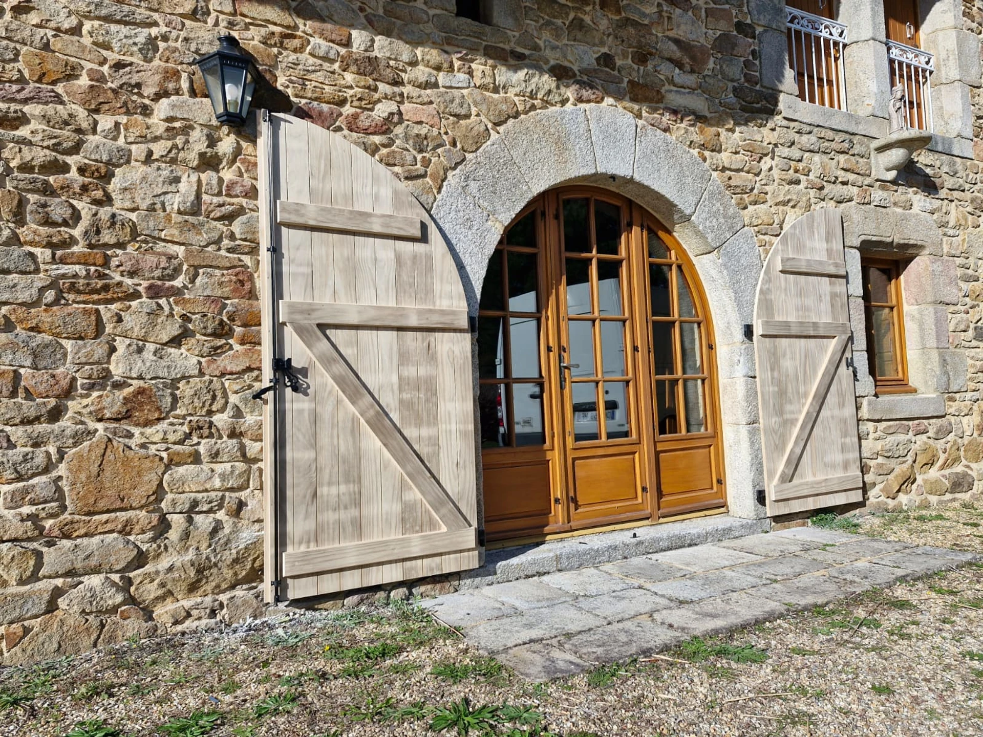 Volets arrondis accoya XXX Volets arrondis accoya XXX