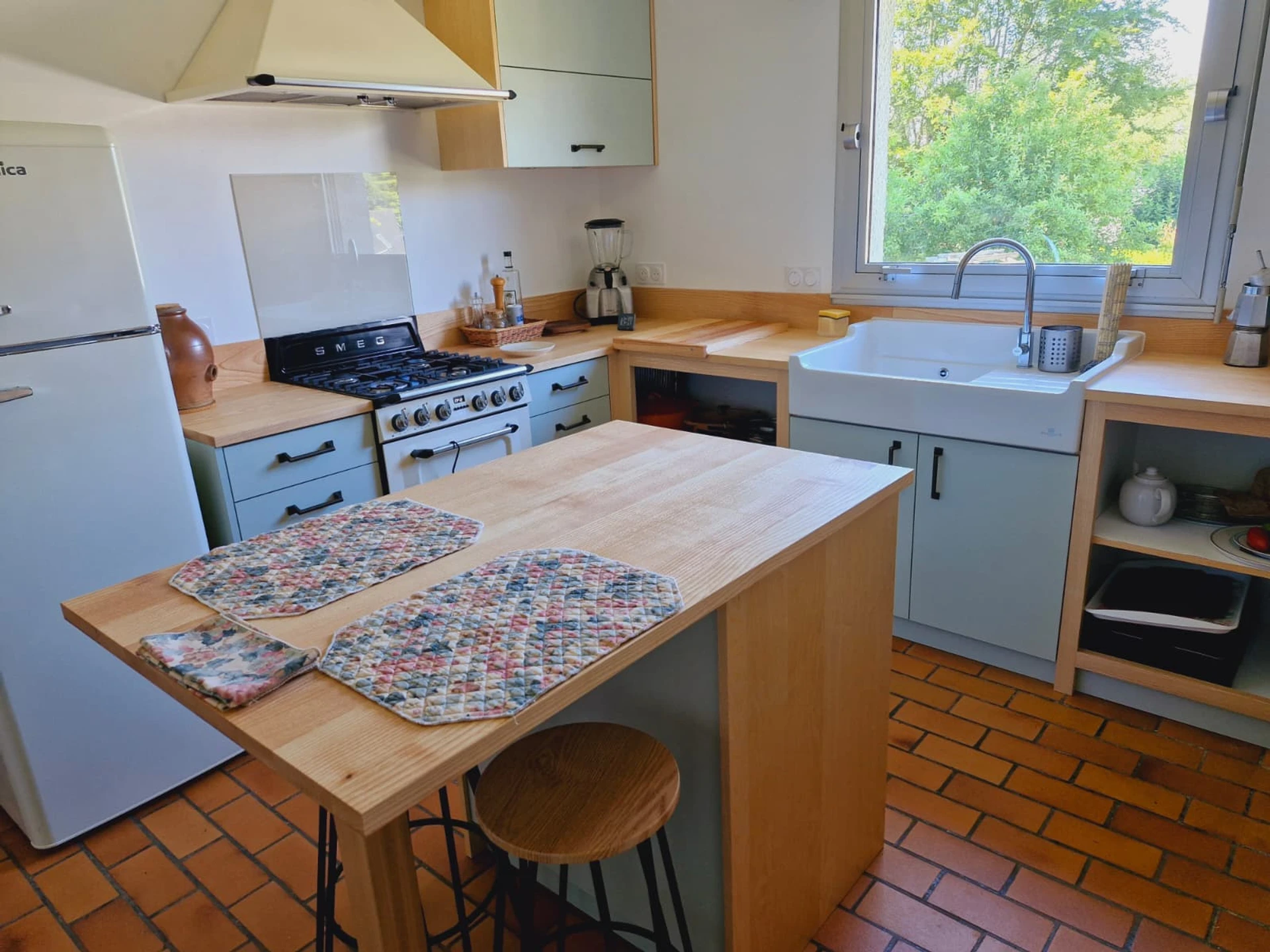 Cuisine à caissons ouverts XXX