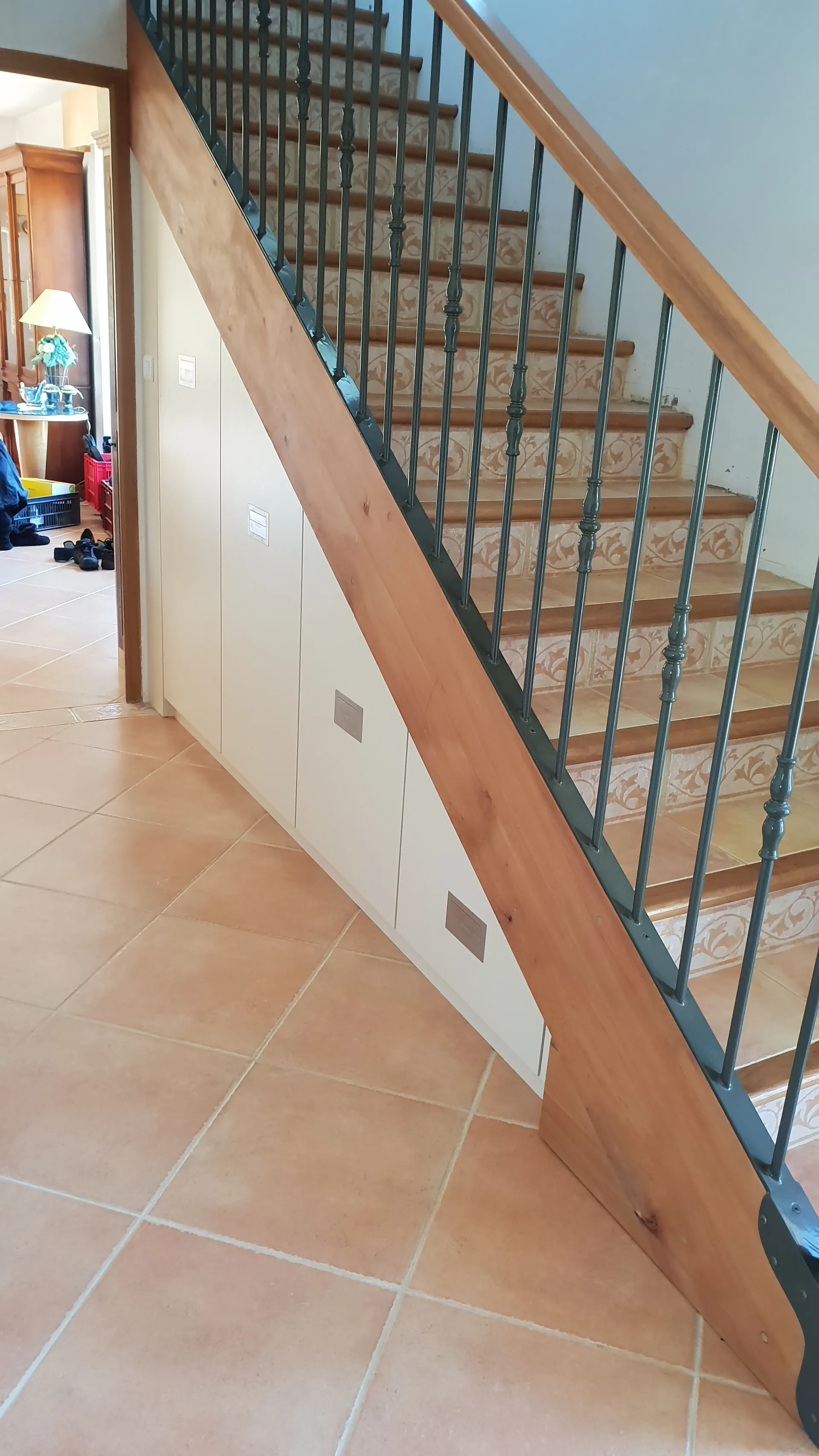 Agencement sous escalier